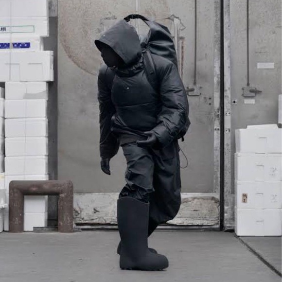 NWT YEEZY Gap Engineered by BALENCIAGA Cargo Pants - Picture 2 of 3